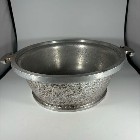 Vintage‎ Guardian Service Round Aluminum Pan No Lid - Picture 1 of 8